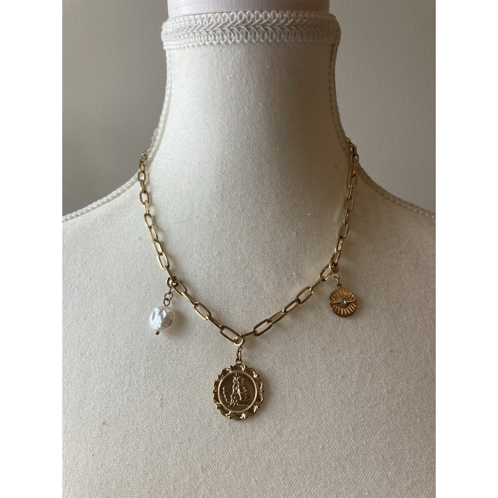 Gold Tone Paperclip Collar Necklace Chain Cherub Coin Faux Pearl Charm Classic